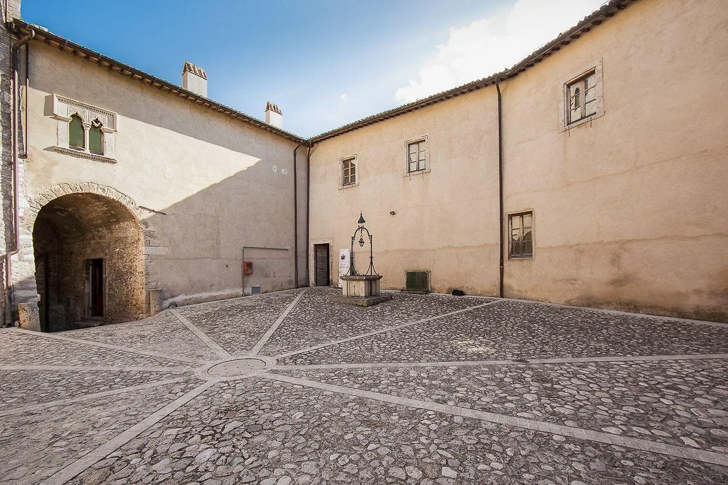 Casaremo Villa Rome Italy